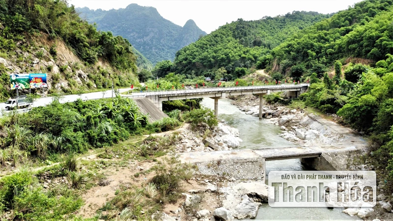 Về thăm di tích cách mạng cầu Phà Lò