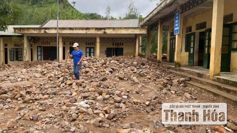 Khẩn trương khắc phục hậu quả mưa lũ, chuẩn bị cho năm học mới