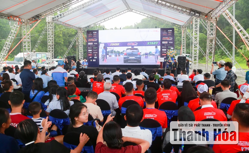 Khai mạc Giải đua ô tô Gymkhana Vô địch Quốc gia