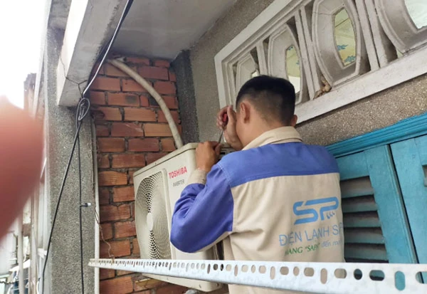 Điện Lạnh SAPA - Giải pháp toàn diện cho dịch vụ vệ sinh, tháo lắp, di dời và bơm gas máy lạnh tại TP.HCM