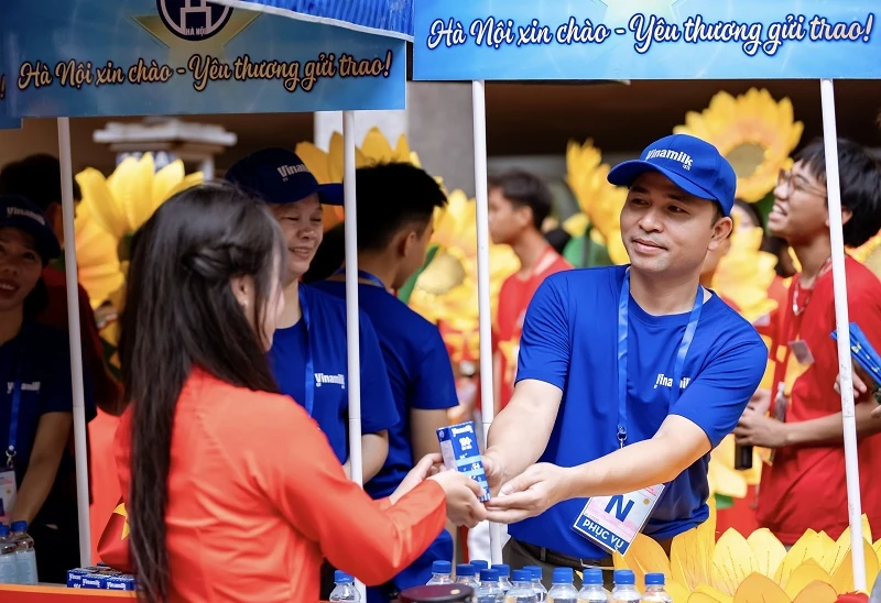 Gần 1 triệu sản phẩm Vinamilk tiếp sức cho đại lễ kỷ niệm 80 năm Quốc khánh 2/9