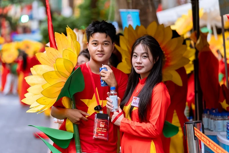 Vinamilk hòa nhịp cùng triệu trái tim mừng 80 năm Quốc khánh