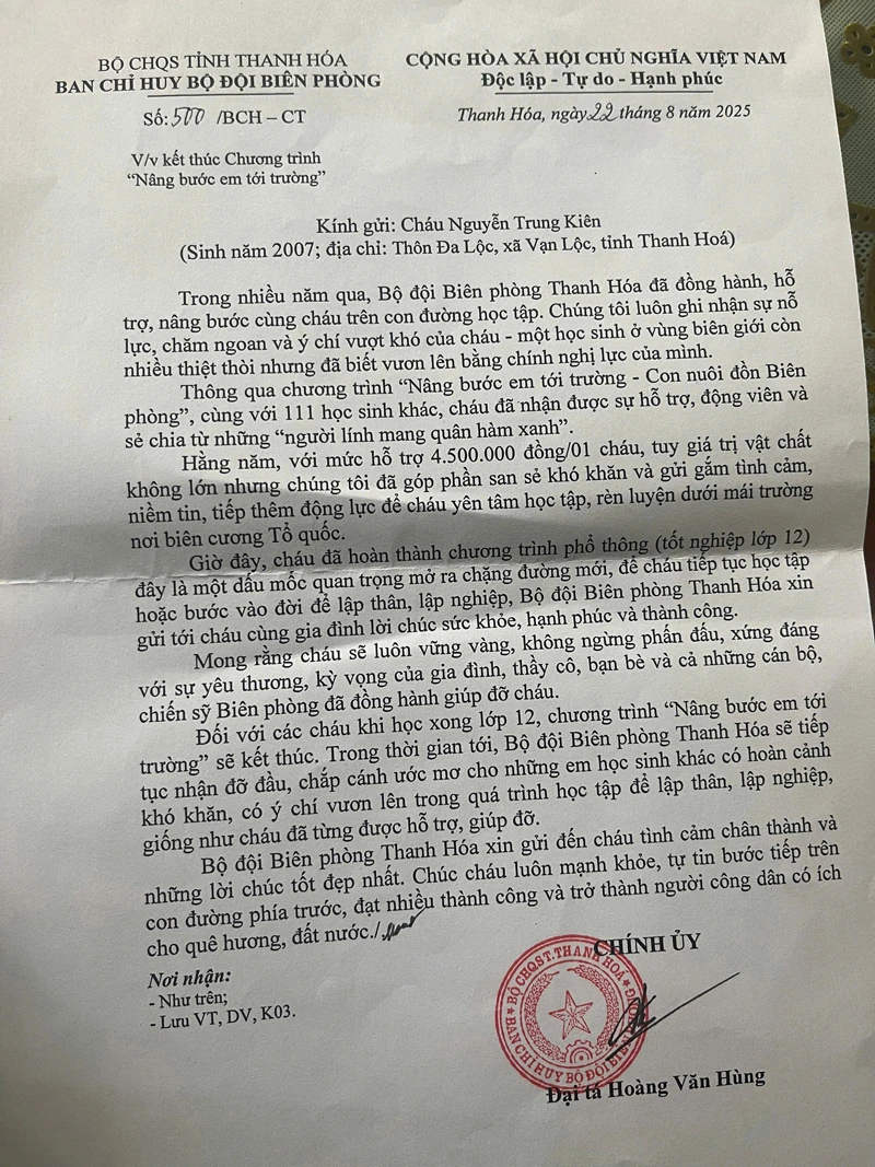 Giấc mơ của cậu học trò nghèo quê biển