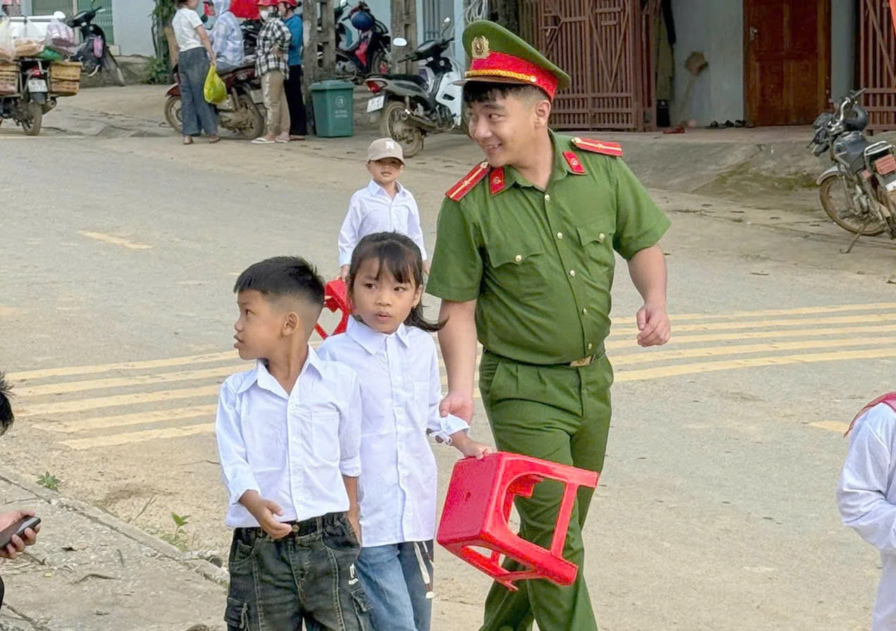 Bảo đảm an toàn Lễ khai giảng năm học mới ở vùng lũ Yên Nhân