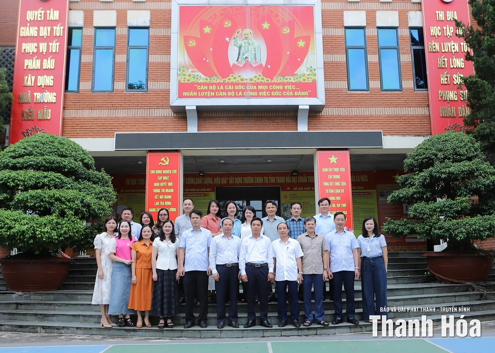 Bí thư Tỉnh ủy Nguyễn Doãn Anh thăm và làm việc với Trường Chính trị Thanh Hóa