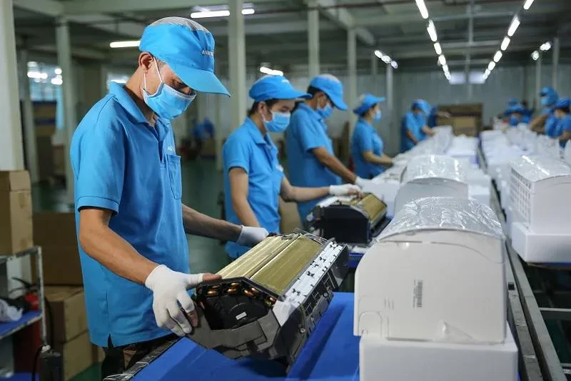 Bộ Tài chính đề xuất nâng giảm trừ gia cảnh lên 15,5 triệu đồng
