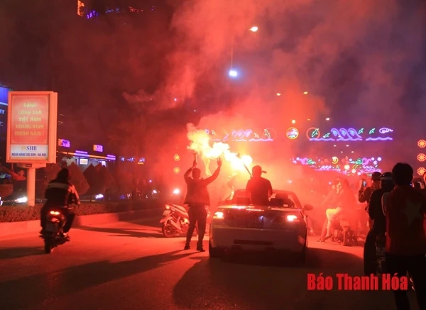 Xứ Thanh lại “bùng cháy” sau kỳ tích mới của đội tuyển Việt Nam