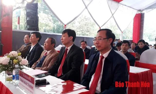 Agribank trao giải cho khách hàng trúng 1 tỷ đồng chương trình Tiết kiệm dự thưởng “Cùng Agribank mừng Quốc khánh – Niềm vui nhân đôi”