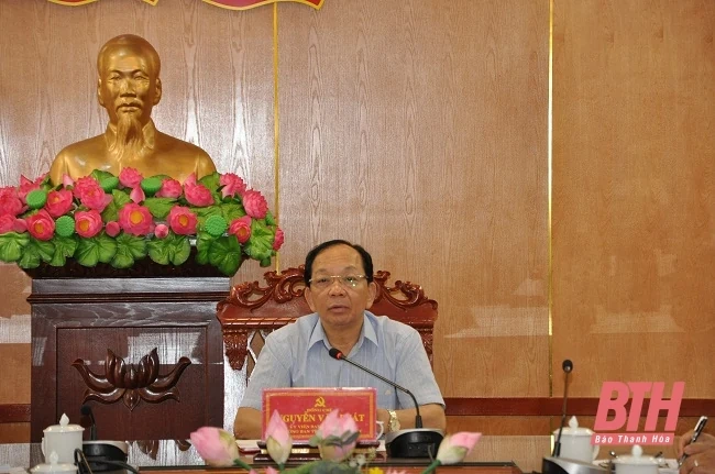 Giao ban công tác báo chí, xuất bản tháng 6