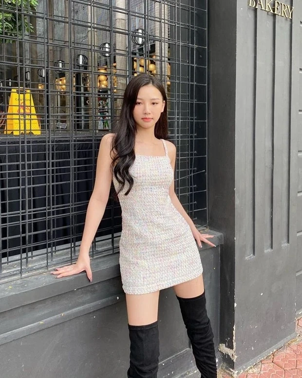 Phong cách bánh bèo phủ sóng street style của dàn sao Việt