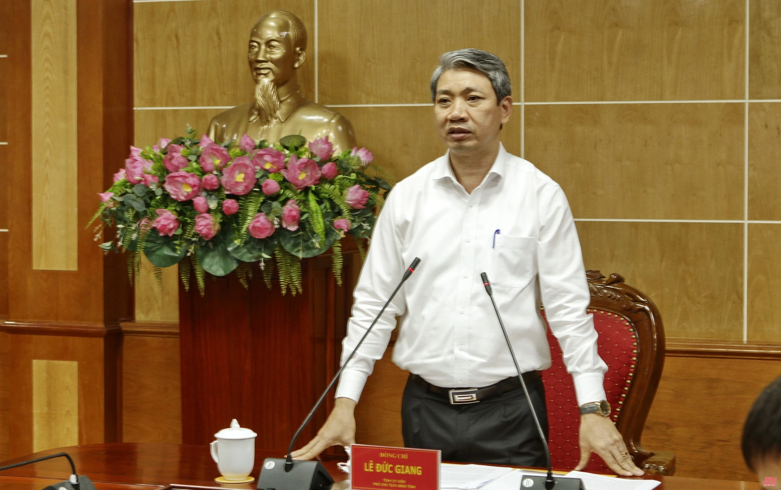 Chủ động các biện pháp ứng phó với bão số 8