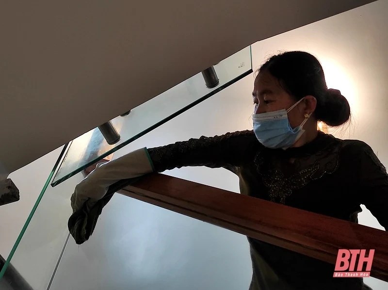 Dịch vụ vệ sinh nhà cửa đắt đơn hàng ngày tết