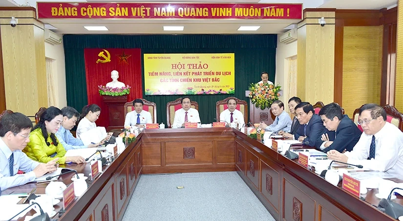 Bài 3: Liên kết để phát triển bền vững