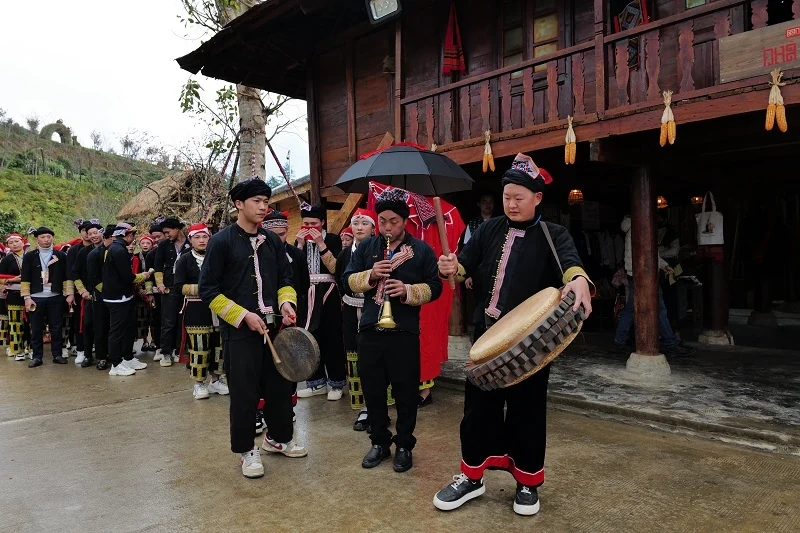 Kỷ niệm 10 năm xây dựng cáp treo lên đỉnh Fansipan, 10 năm làm đẹp vùng đất