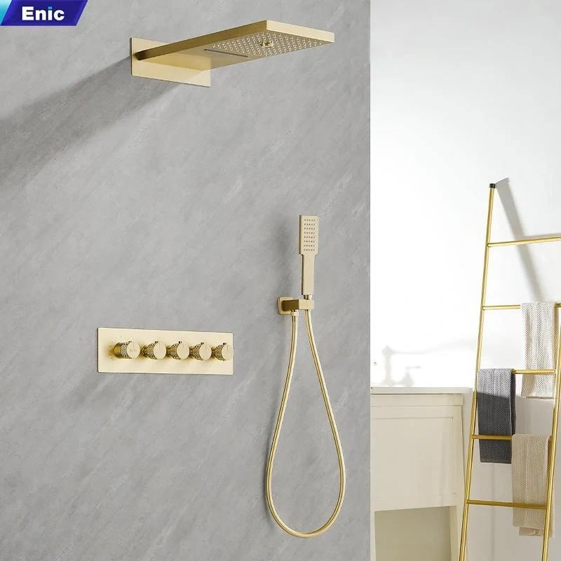Sen tắm âm tường, âm trần Enic - thiết kế độc đáo mang đậm chất riêng