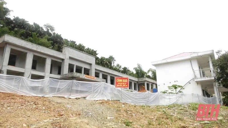 Công bố tình huống khẩn cấp sạt lở đồi đất khu vực Trường THCS Lâm Phú (Lang Chánh)