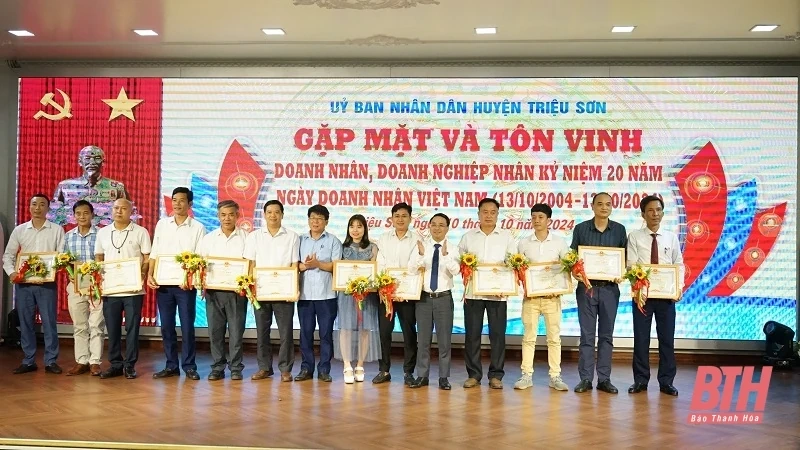 Triệu Sơn gặp mặt doanh nhân, doanh nghiệp