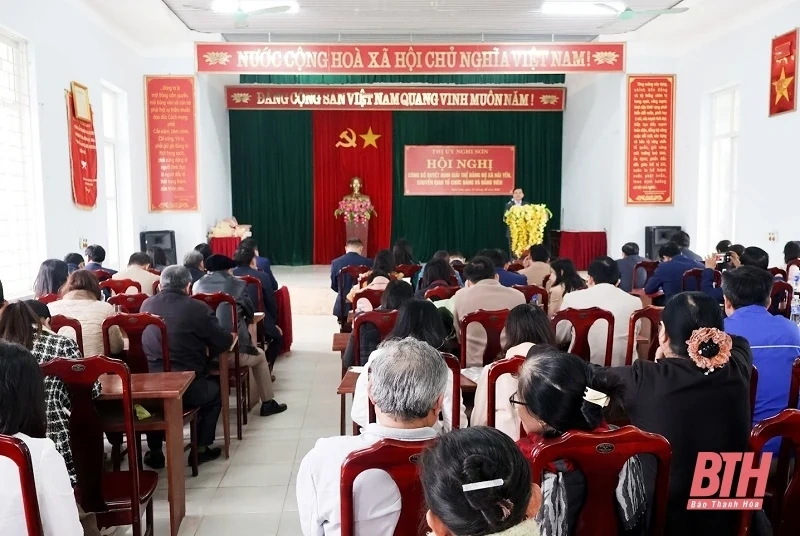 Công bố Quyết định giải thể Đảng bộ xã Hải Yến