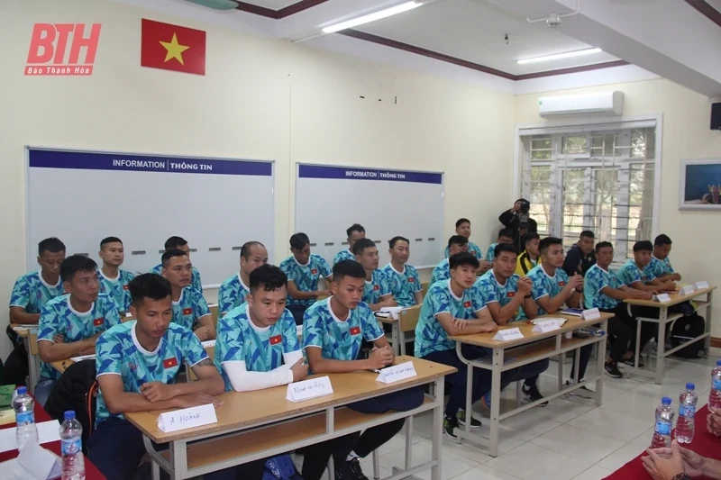 Khai giảng khóa đào tạo HLV bóng đá chứng chỉ C/AFC/VFF