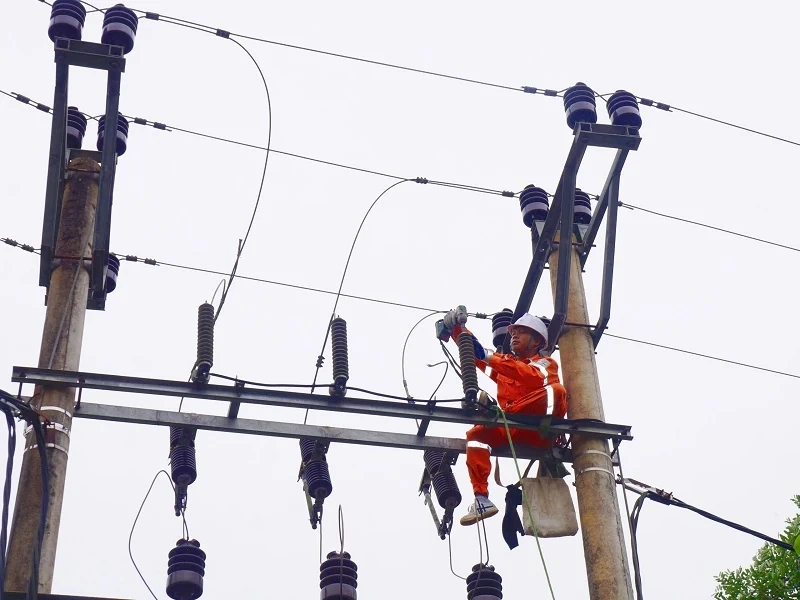 Công ty Điện lực Thanh Hóa tăng cường giải pháp đảm bảo cung ứng điện dịp Tết Nguyên đán Ất Tỵ 2025
