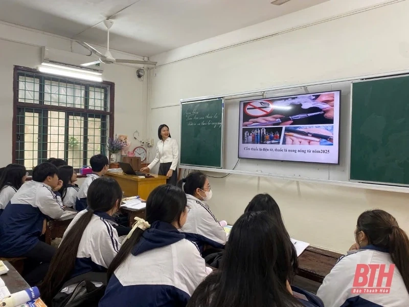 Sau lệnh cấm, vẫn không khó để mua thuốc lá điện tử