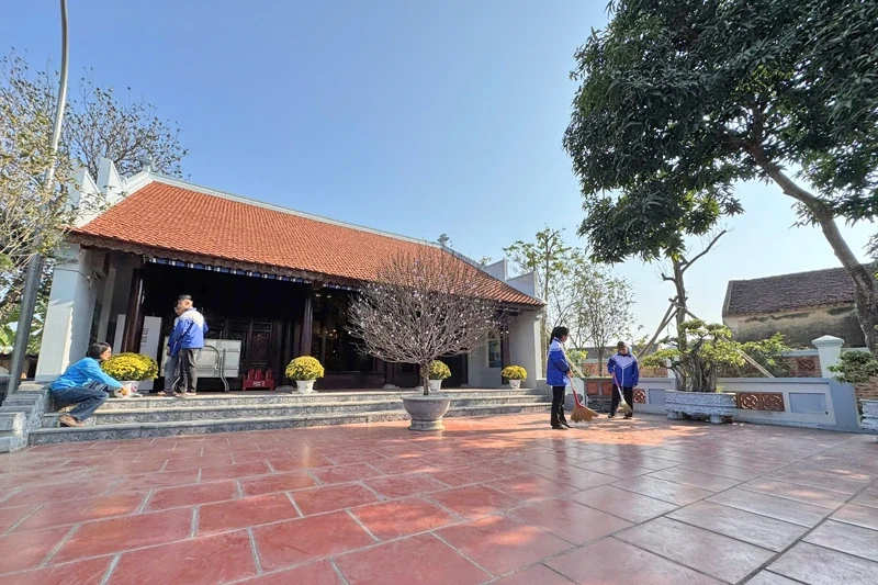 Thăm quê “Mẹ Tơm” ngày cuối năm