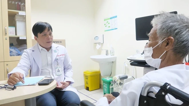 Người tiên phong chia tách lá gan để nhân đôi sự sống