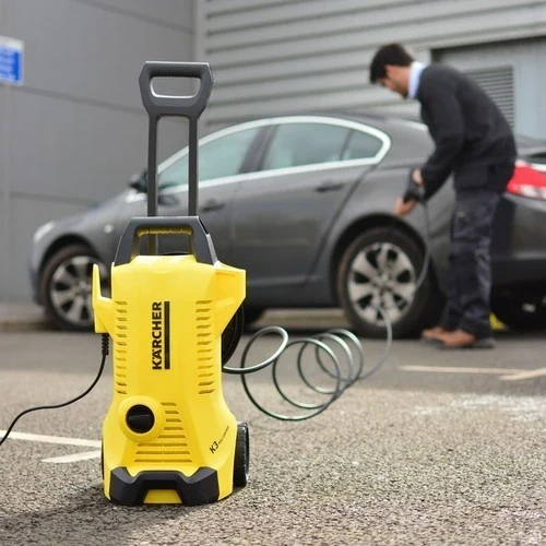Máy rửa xe ô tô gia đình Kaercher - Giải pháp làm sạch xe hơi hiệu quả, tiết kiệm