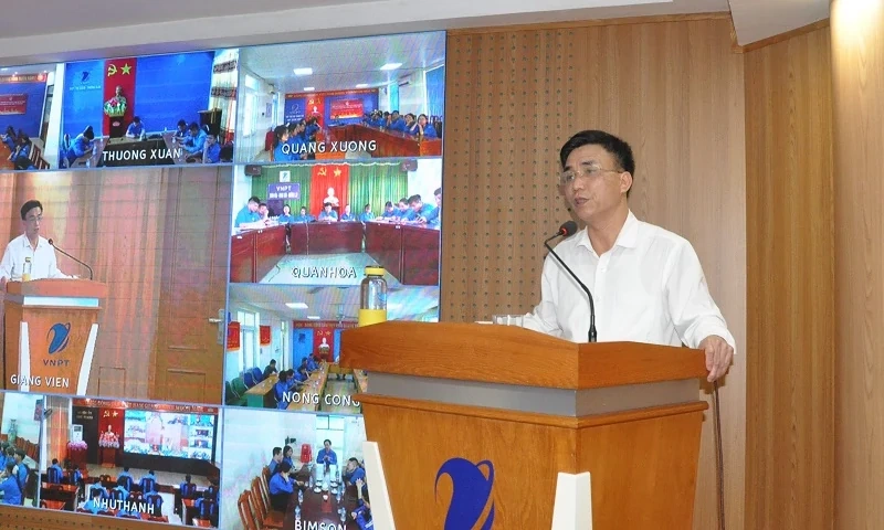 Tỉnh đoàn tổ chức sinh hoạt chính trị chuyên đề và câu lạc bộ lý luận trẻ