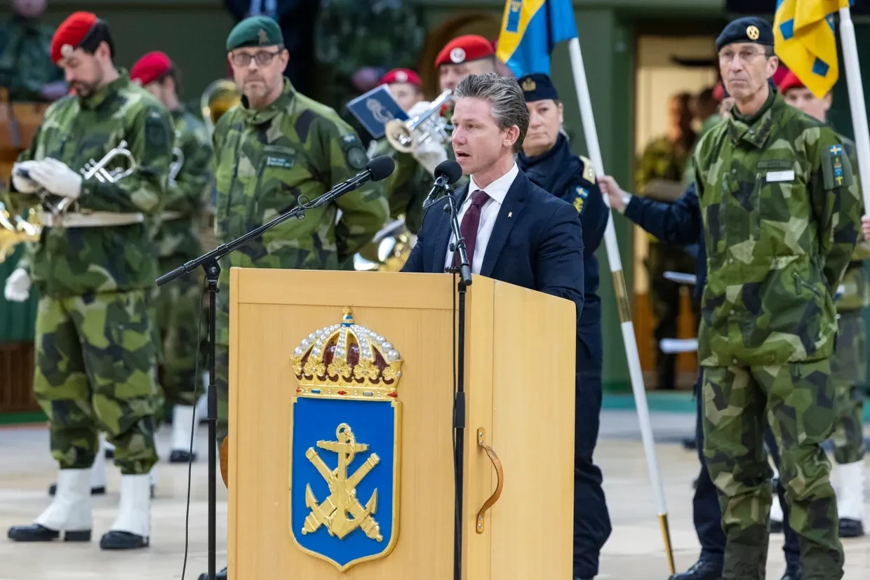 Thụy Điển, Hà Lan công bố các gói viện trợ quân sự cho Ukraine