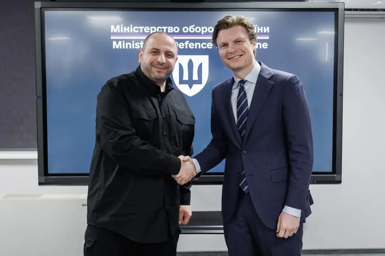 Thụy Điển, Hà Lan công bố các gói viện trợ quân sự cho Ukraine