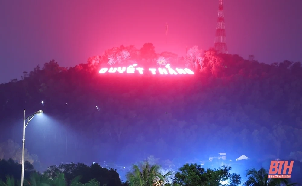 Lung linh cầu Hàm Rồng