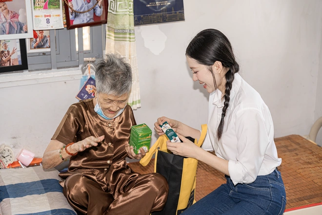 Hoa hậu Kiều Duy: “Tuổi trẻ không sợ hối tiếc, chỉ sợ chưa đủ rực rỡ”