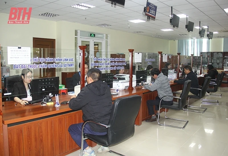 Xây dựng nền hành chính hiện đại, hoạt động hiệu quả