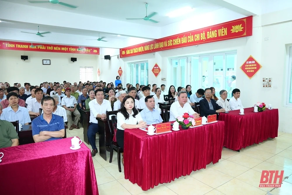 Phó Bí thư Thường trực Tỉnh ủy Lại Thế Nguyên dự hội nghị lấy ý kiến Nhân dân về phương án sắp xếp đơn vị hành chính cấp xã trên địa bàn thành phố Thanh Hóa