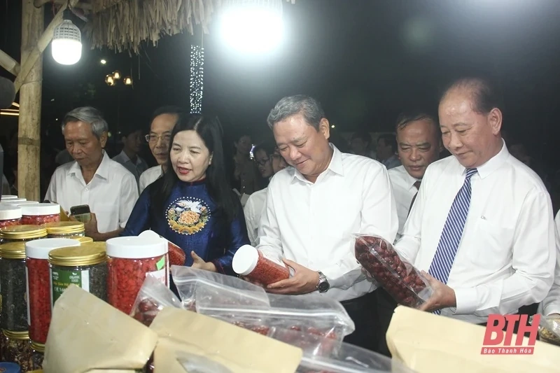 Khai mạc “Tuần văn hóa TP Thanh Hóa - TP Hội An” năm 2025