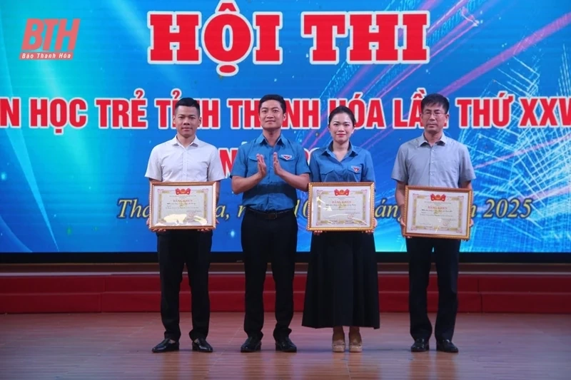 Bế mạc và trao giải Hội thi Tin học trẻ toàn tỉnh lần thứ XXVIII năm 2025