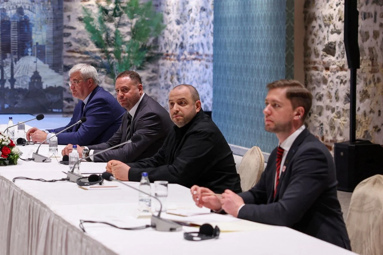 Đàm phán hòa bình Nga - Ukraine: Hy vọng mong manh