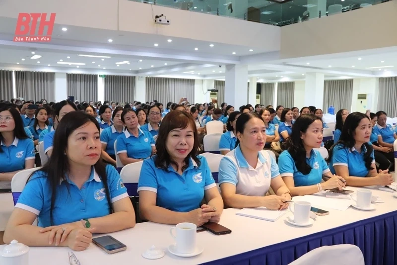 Biểu dương 300 phụ nữ tiêu biểu trong thực hiện phong trào thi đua yêu nước, giai đoạn 2020-2025