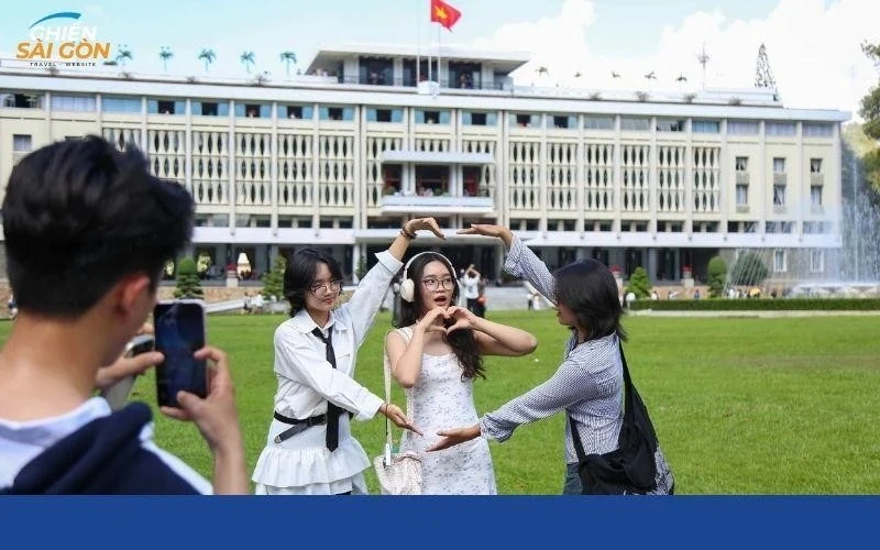 Ghiền Sài Gòn - Cùng bạn khám phá mọi ngóc ngách của Sài Gòn