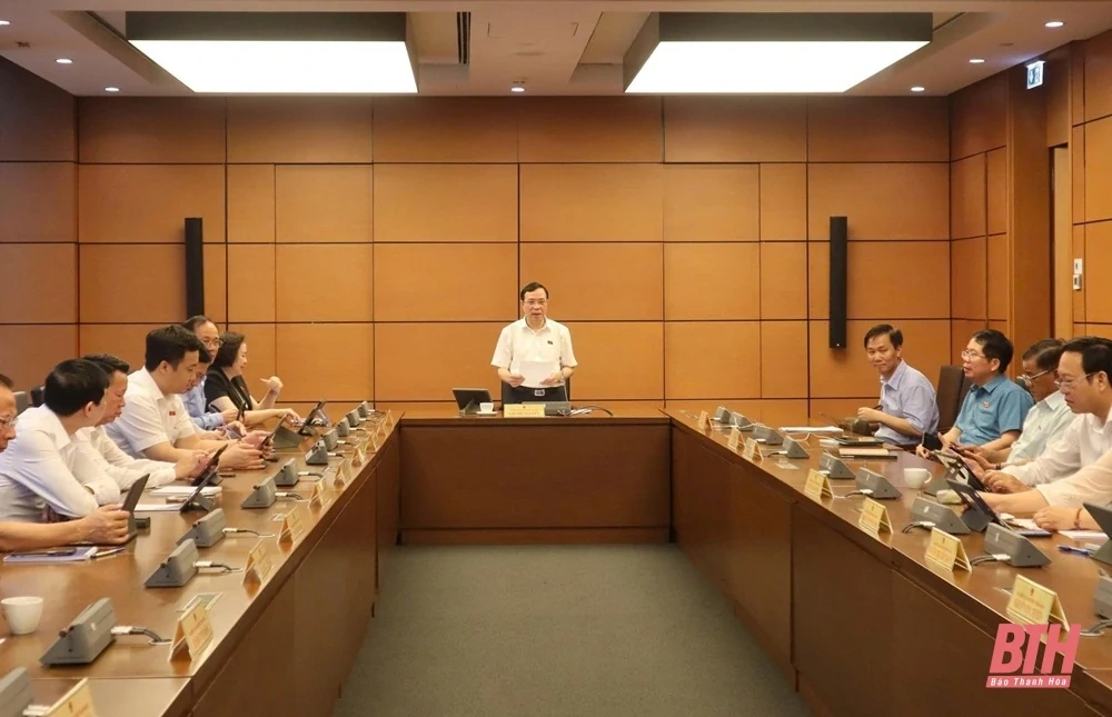 Đoàn ĐBQH Thanh Hoá tham gia góp ý vào các dự thảo nghị quyết