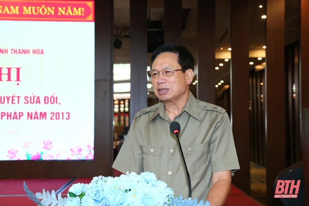 Lấy ý kiến về dự thảo Nghị quyết sửa đổi, bổ sung một số điều của Hiến pháp năm 2013