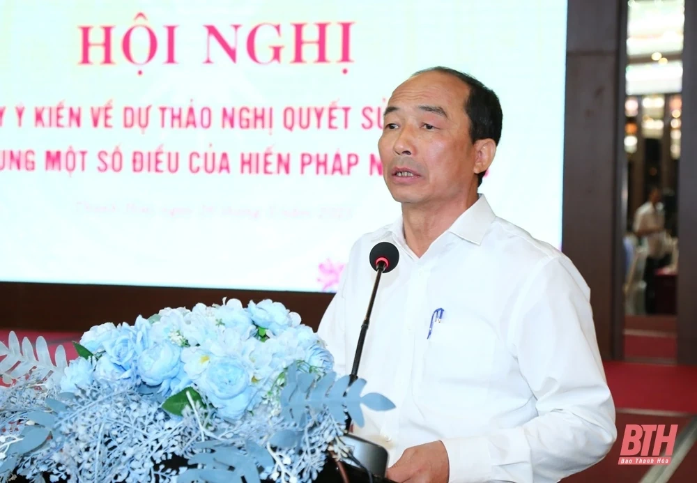 Lấy ý kiến về dự thảo Nghị quyết sửa đổi, bổ sung một số điều của Hiến pháp năm 2013