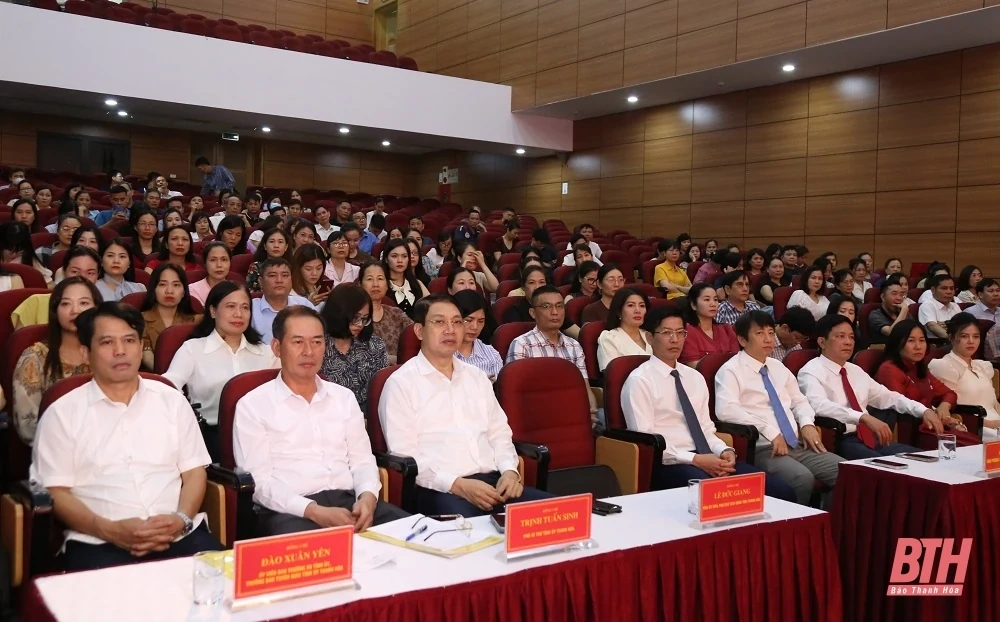 Công bố quyết định thành lập Báo và Đài Phát thanh - Truyền hình Thanh Hóa