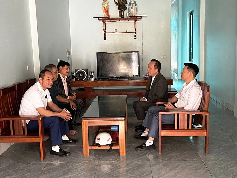 Những bí thư chi bộ, trưởng thôn sống “tốt đời, đẹp đạo”