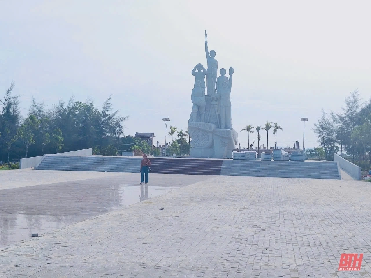 Sắp hoàn thành Khu di tích lịch sử Trận địa Đông Ngàn và Tượng đài Trung đội dân quân gái Hoa Lộc