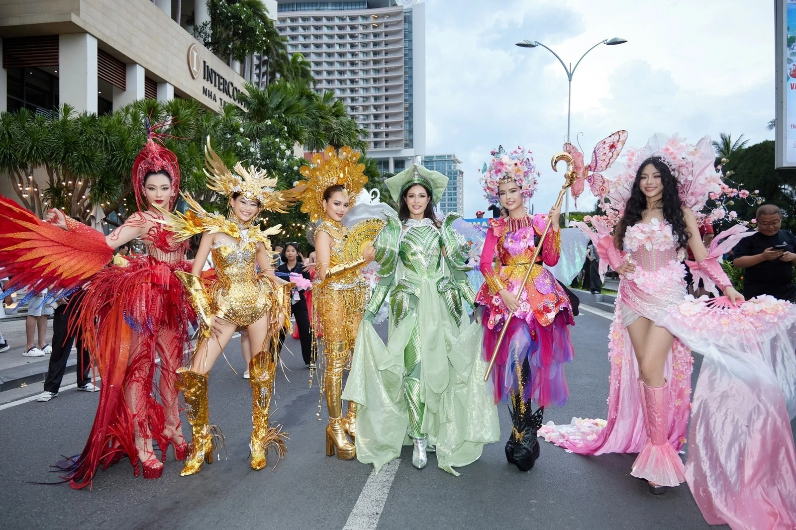 Chuyện chưa từng xảy ra với hoa hậu ở Việt Nam