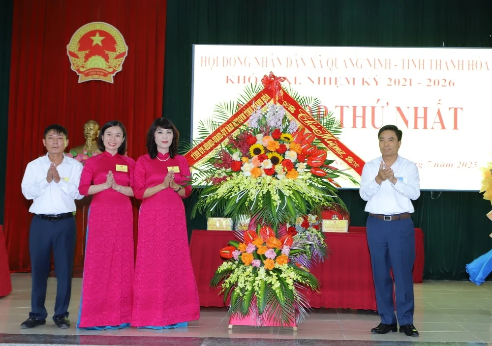 Bí thư Tỉnh ủy Nguyễn Doãn Anh: “Bộ máy cấp ủy, chính quyền xã mới hoạt động phải gần dân, sát dân, phục vụ Nhân dân”