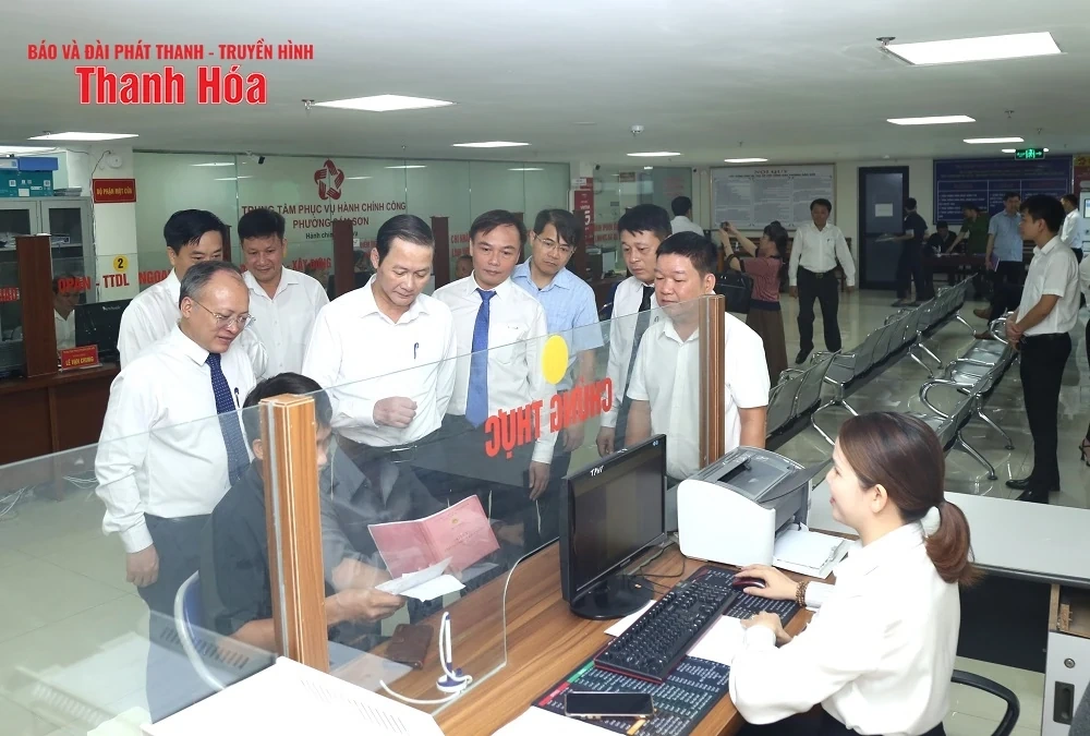 Chủ tịch UBND tỉnh Đỗ Minh Tuấn kiểm tra công tác vận hành chính quyền địa phương 2 cấp tại phường Sầm Sơn và Nam Sầm Sơn