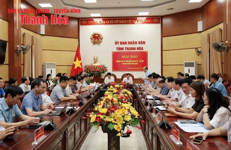 UBND tỉnh họp báo thông tin tình hình kinh tế - xã hội 6 tháng đầu năm 2025